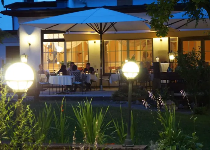 Obere Linde Hotel 4*